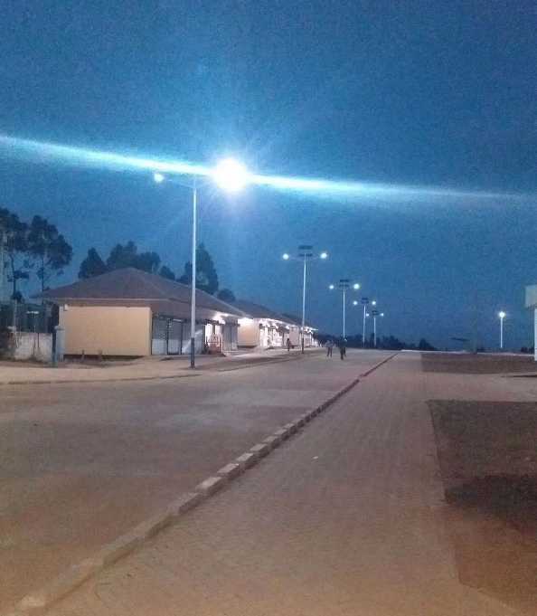 鹿城区非洲科特迪瓦太阳能路灯工程